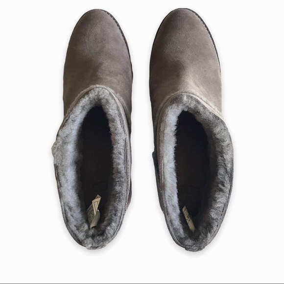 NEW! UGGS bootie boots shoes - Picture 8 of 9